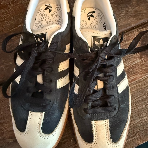 Adidas Samba Black and White Trainers - Picture 5 of 6